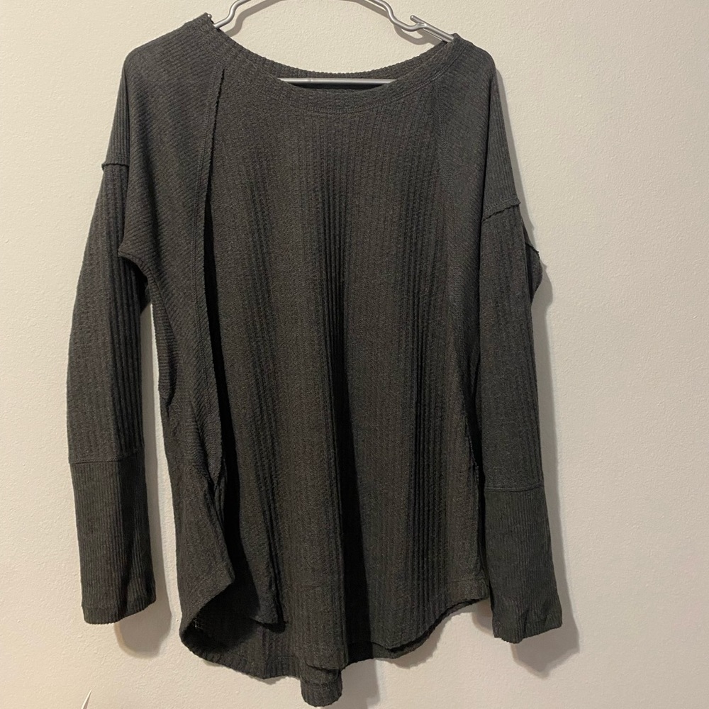 Maurices gray long sleeve shirt